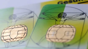 Viel mehr Krankmeldungen, viel weniger Facharztbesuche