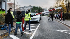 Frankfurt sperrt Elterntaxis vor Schulen aus