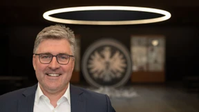 Axel Hellmann bleibt Eintracht treu