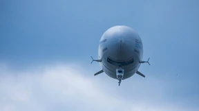 Amazon plant fliegende Warenhäuser