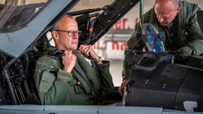 Merz will offenbar 200 Milliarden Euro für Aufrüstung