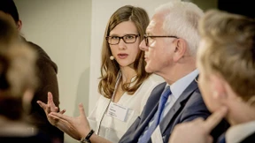 Deutsche Sicherheitspolitik im Kreuzverhör