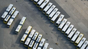 Perfekter Stopp an der Haltestelle