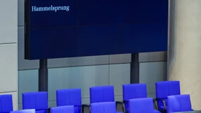 Der Plenarsaal als Tatort