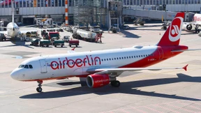 Seehofer fordert Übernahme von Air Berlin durch Lufthansa