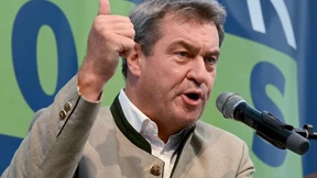 Söder stellt sich hinter die Bauern