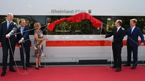 ICE-Taufe trotz Bahnchaos