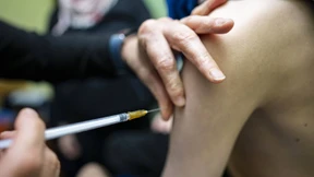 Impfungen von Kindern starten womöglich früher