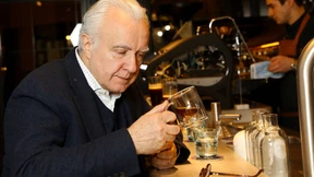 Mit einem Hauch von Traube und Honig, Waldbeeren und Bergamotte