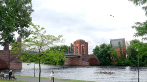 Geplanter Brückenturm vier Meter niedriger