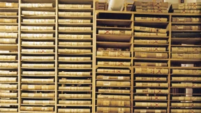 Hier wird noch mit Papier gearbeitet