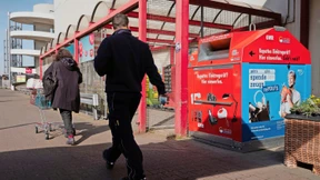 Mit Elektroschrott zum Supermarkt