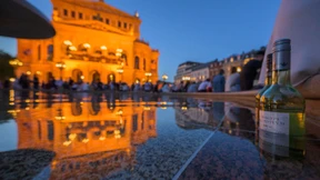 Streit nach Krawallen auf dem Opernplatz