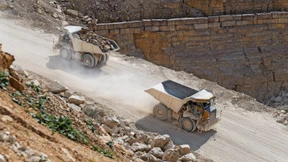 Spiel mir das Lied vom Stein