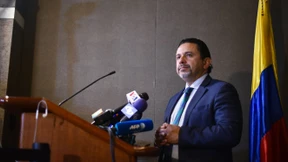 Deutliche Worte an Rebellen