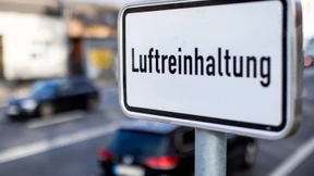 Diesel vor Gericht, CDU vor der Wahl, Vorzeige-Fintech übernommen