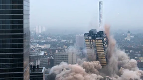 Die Hochhaus-Sprengung in Bildern