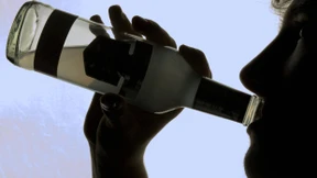 Jugendliche greifen seltener zu Zigaretten, Alkohol und Cannabis