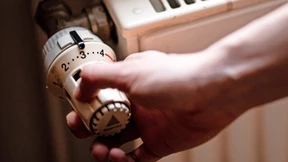 Mit einfachen Mitteln 100 Euro Heizkosten sparen