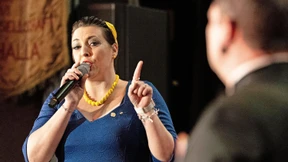 Für die Frauen in die Bütt