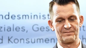 Gesundheitsminister tritt erschöpft zurück