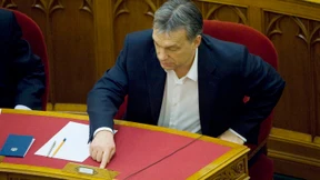 Forint beschleunigt Talfahrt