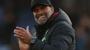 Liverpool siegt sich in Nachspielzeit an die Spitze