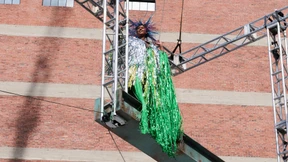 „Ich sehe aus wie Grinch, aber in Fashion und geil!“