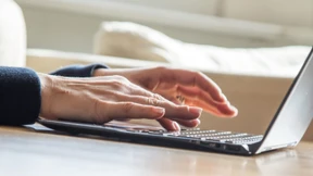 Wir schauen dir doch nicht auf die Finger