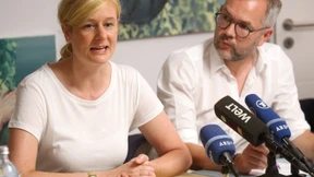 Blauhelme ins Willy-Brandt-Haus?