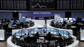 Dax kriecht Richtung 10.000