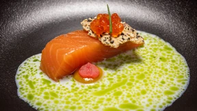 Lachs und Pulpo im Gewölbe