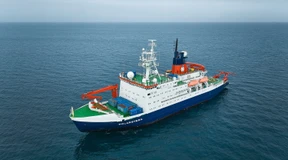 Ins Zentrum der Eisschmelze