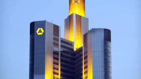 Commerzbank will Staatsgeld erst mal behalten
