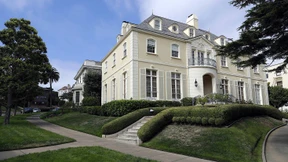 Luxusstraße zum Schnäppchenpreis