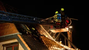 Ermittlungen wegen Mordes nach Brand in Doppelhaushälfte