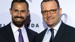 Auch Spahns Ehemann mit Coronavirus infiziert