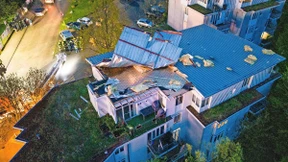 Zugausfälle und ein abgedecktes Dach