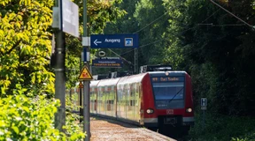 Pendler können aufatmen: Rettung in Rot