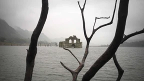 Versunkene Kirche taucht wieder auf 