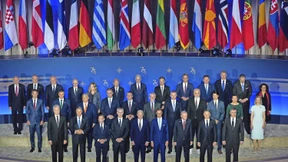 Alle spielen mit im NATO-Musical