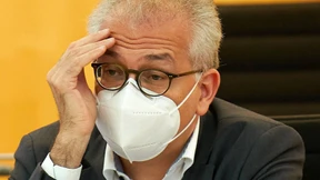 Nancy Faeser und Tarek Al-Wazir diskutieren über die Corona-Krise