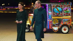 Diplomatische Kleiderwahl