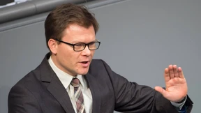 SPD kritisiert Schäubles Steuerpläne