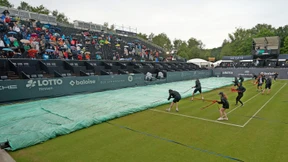 Rosé im Regen, Sonne auf dem Platz