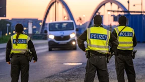 Wie Merz und Dobrindt die Zurückweisungen begründen