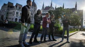 Scharfe Kritik an Orbáns „Säuberungsgesetz“