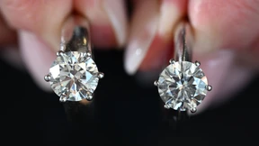 Warum immer häufiger synthetische Diamanten am Trauring funkeln