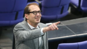 Dobrindt will Pkw-Maut 2015 einführen