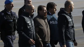 Januar: Auslieferung nach jahrzehntelanger Flucht